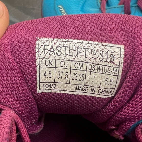 Inov8 lifters size 7 but runs a little small in my opinion - Picture 3 of 3